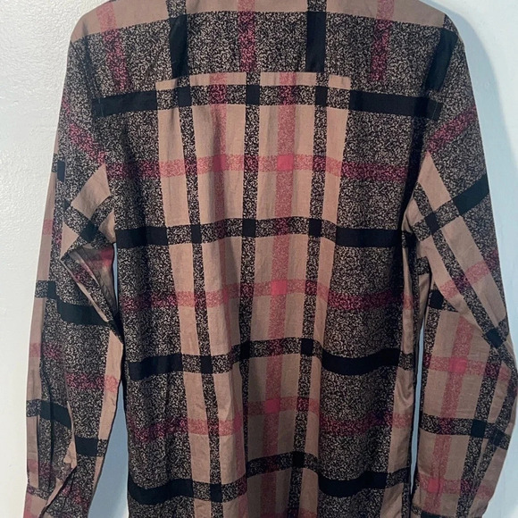 Pavini Shirt M, long-sleeve button front plaid pattern design collar shirt - Picture 2 of 4